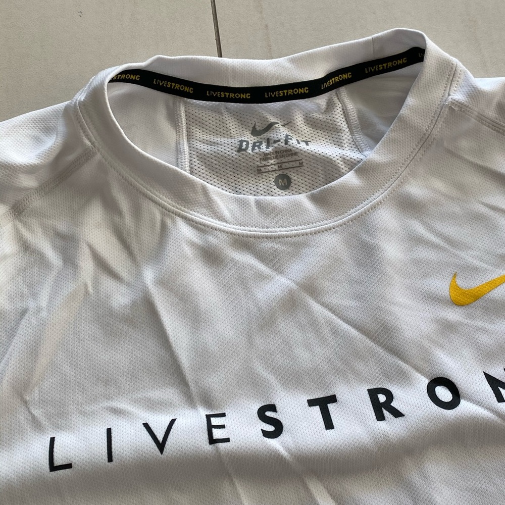 Nike dry fit - live strong shirt